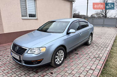 Седан Volkswagen Passat 2009 в Тростянці