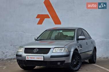 Седан Volkswagen Passat 2003 в Одесі