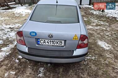 Седан Volkswagen Passat 2004 в 