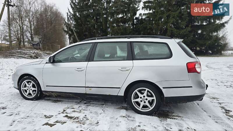 Универсал Volkswagen Passat 2006 в Рожище