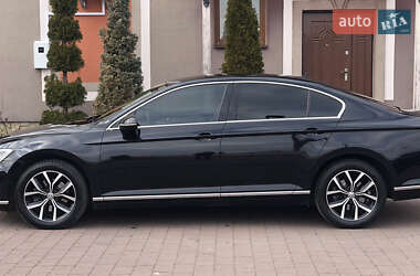 Седан Volkswagen Passat 2018 в Стрию