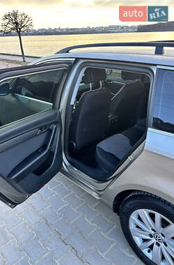 Универсал Volkswagen Passat 2014 в 