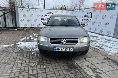 Седан Volkswagen Passat 2003 в Днепре