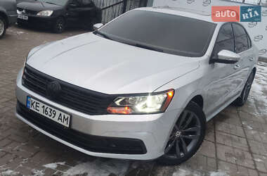 Седан Volkswagen Passat 2018 в Дніпрі