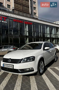 Універсал Volkswagen Passat 2011 в Хмельницькому