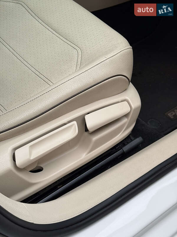 Седан Volkswagen Passat 2018 в Киеве фото 29 Седан Volkswagen Passat 2018 в Киеве