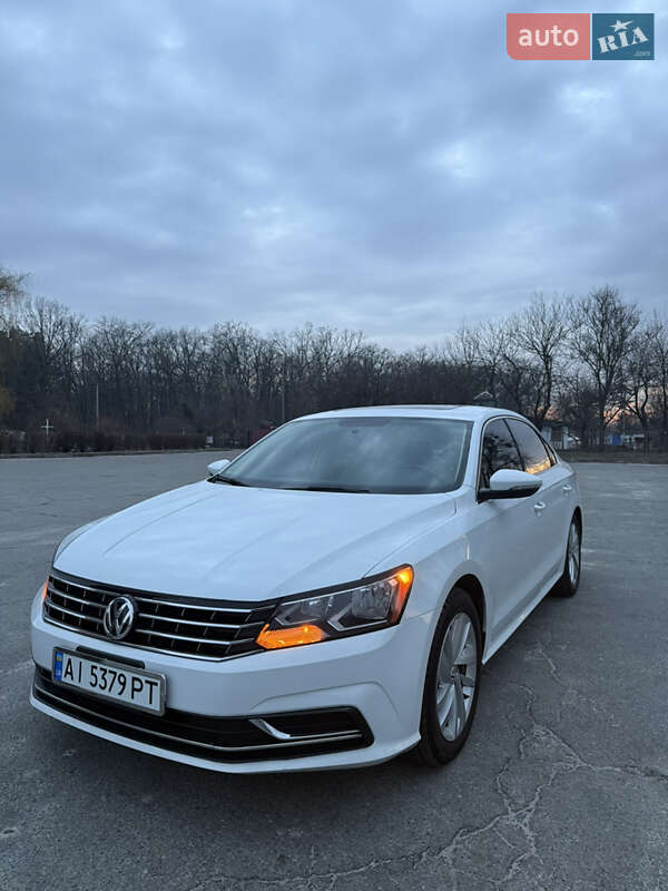 Седан Volkswagen Passat 2018 в Киеве фото 36 Седан Volkswagen Passat 2018 в Киеве