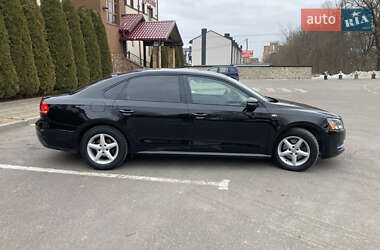 Седан Volkswagen Passat 2011 в Тернополі