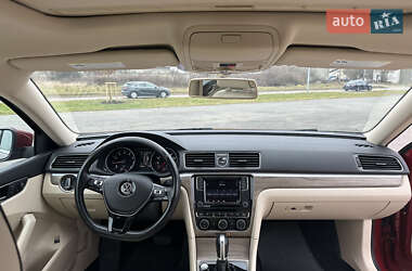 Седан Volkswagen Passat 2017 в 