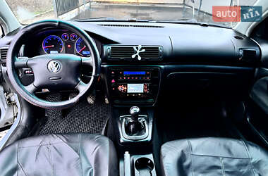 Універсал Volkswagen Passat 2000 в 