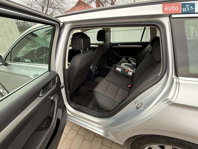 Универсал Volkswagen Passat 2015 в Виннице фото 26 Универсал Volkswagen Passat 2015 в Виннице