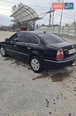 Седан Volkswagen Passat 2001 в Тернополе