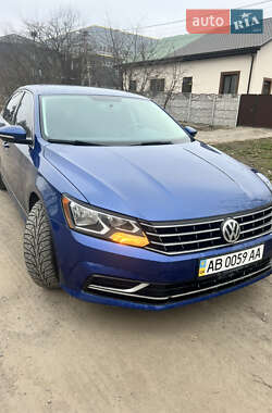 Седан Volkswagen Passat 2017 в Вінниці