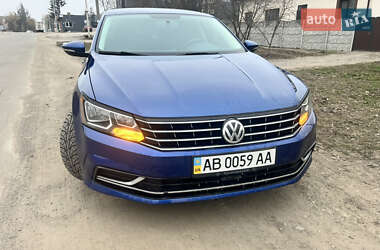 Седан Volkswagen Passat 2017 в Вінниці