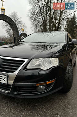 Седан Volkswagen Passat 2008 в Чернігові