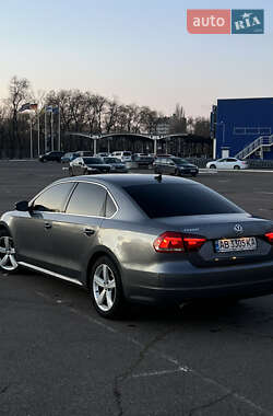 Седан Volkswagen Passat 2012 в Николаеве