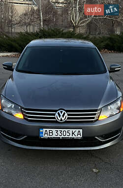 Седан Volkswagen Passat 2012 в Николаеве