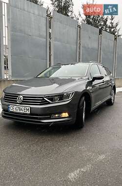 Універсал Volkswagen Passat 2015 в Чернівцях