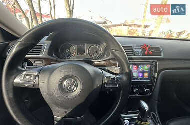 Седан Volkswagen Passat 2014 в Киеве