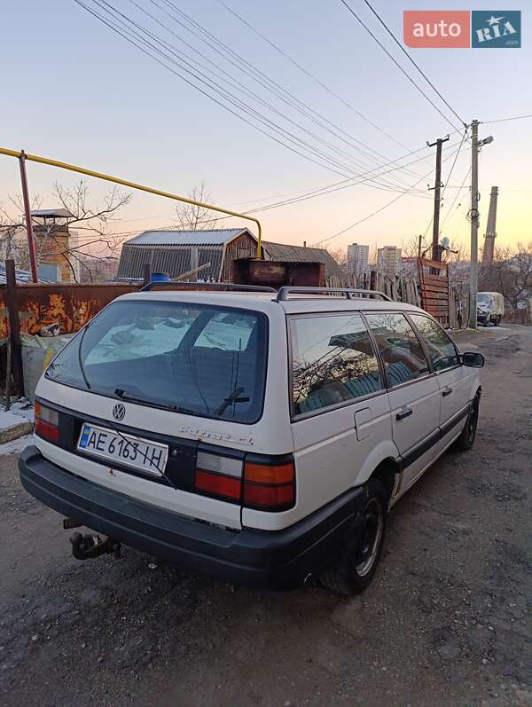 Универсал Volkswagen Passat 1988 в Днепре