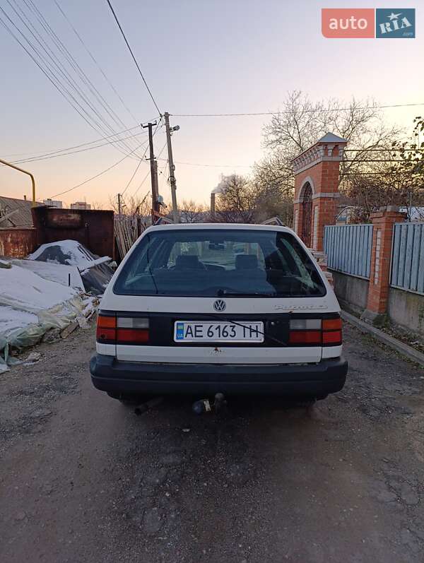 Универсал Volkswagen Passat 1988 в Днепре