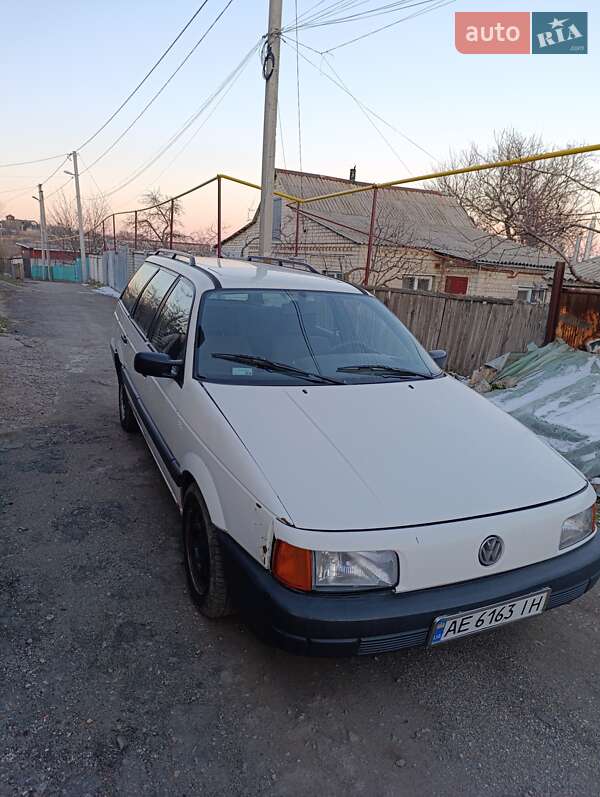 Универсал Volkswagen Passat 1988 в Днепре