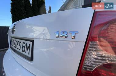 Седан Volkswagen Passat 2004 в 