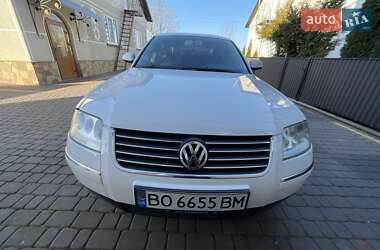 Седан Volkswagen Passat 2004 в 