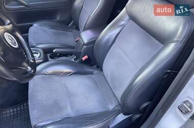 Седан Volkswagen Passat 2004 в 