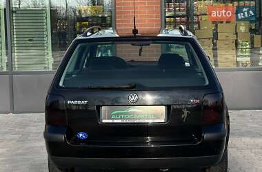 Универсал Volkswagen Passat 2002 в Киеве