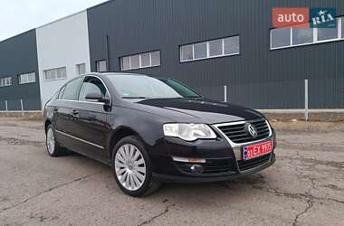 Седан Volkswagen Passat 2009 в Луцьку