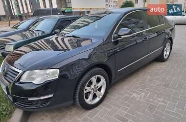 Седан Volkswagen Passat 2010 в Сокалі