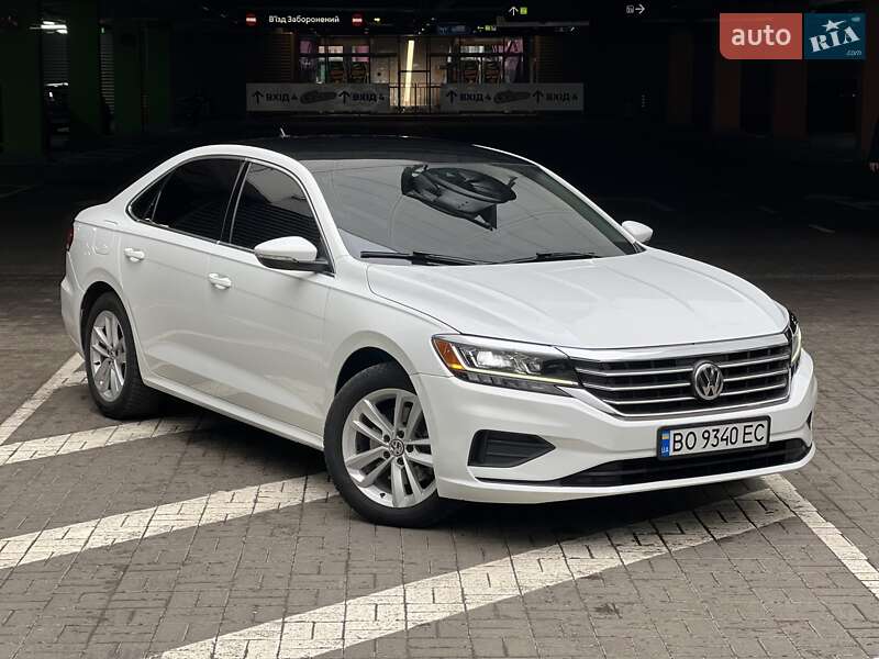 Седан Volkswagen Passat 2020 в Києві