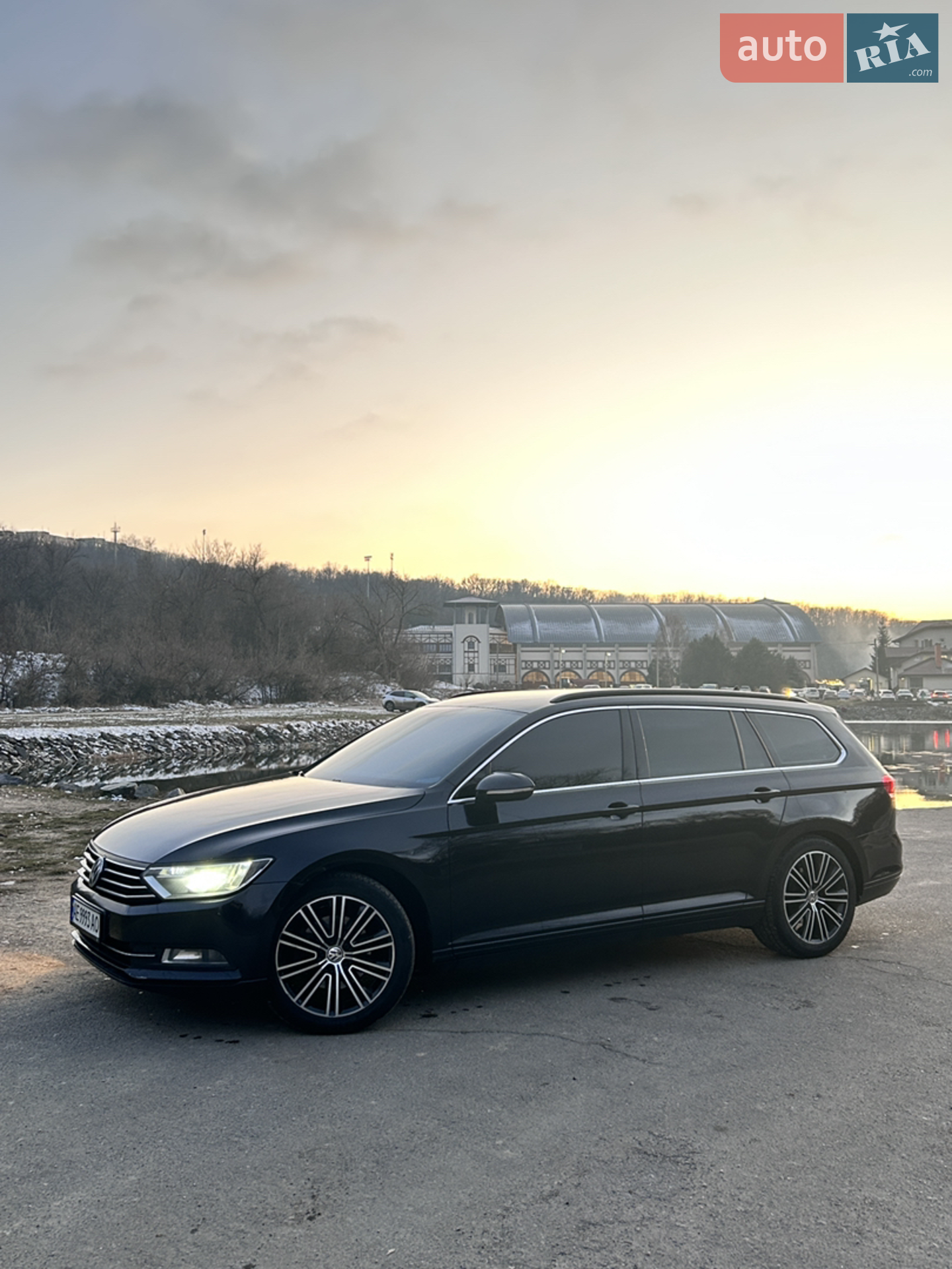 2015 Volkswagen Passat - мініатюра 16