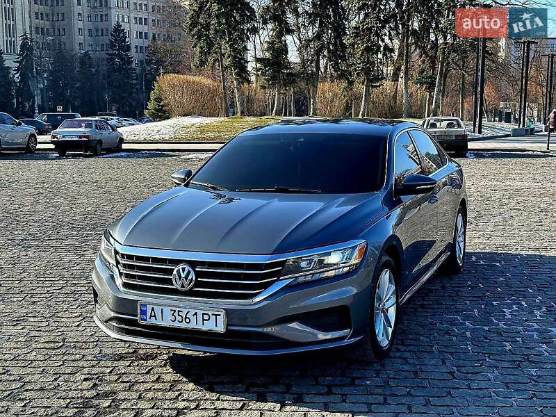 Седан Volkswagen Passat 2020 в Харькове
