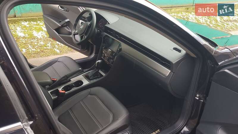 Седан Volkswagen Passat 2021 в Городке