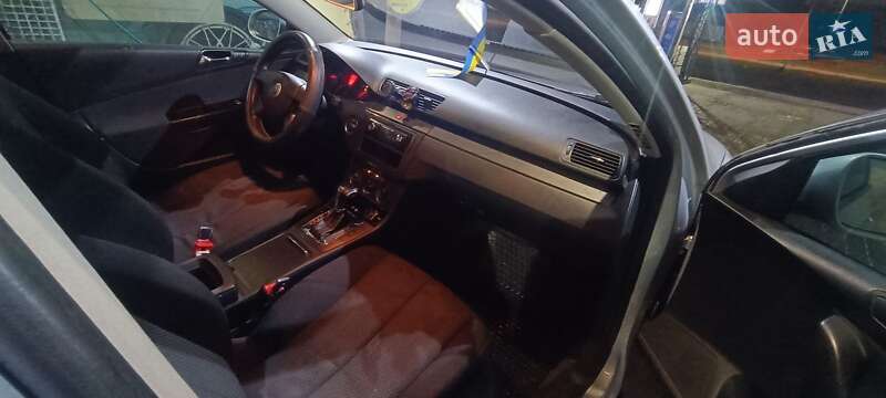Универсал Volkswagen Passat 2006 в Львове