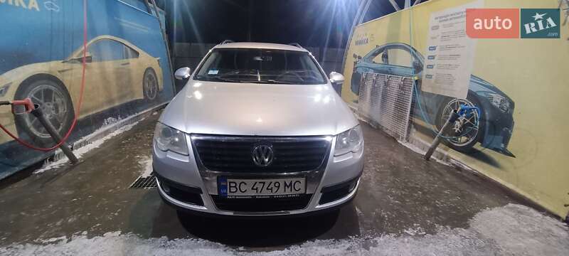 Универсал Volkswagen Passat 2006 в Львове