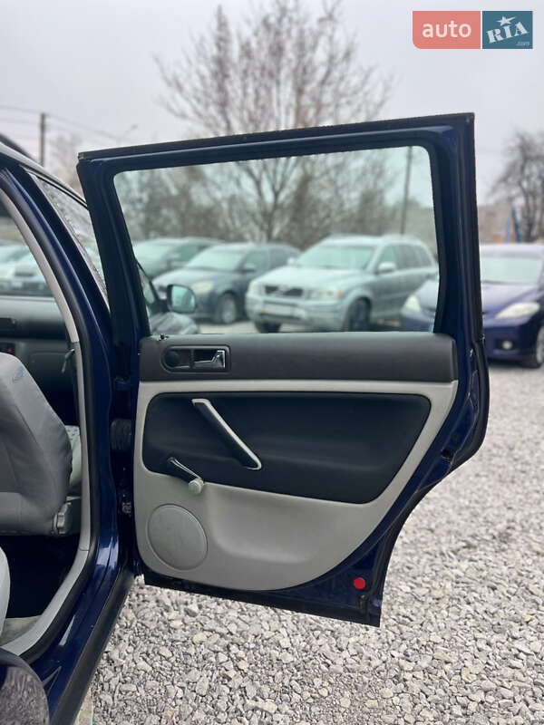 Универсал Volkswagen Passat 2000 в Виннице