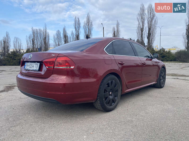 Седан Volkswagen Passat 2015 в Одессе