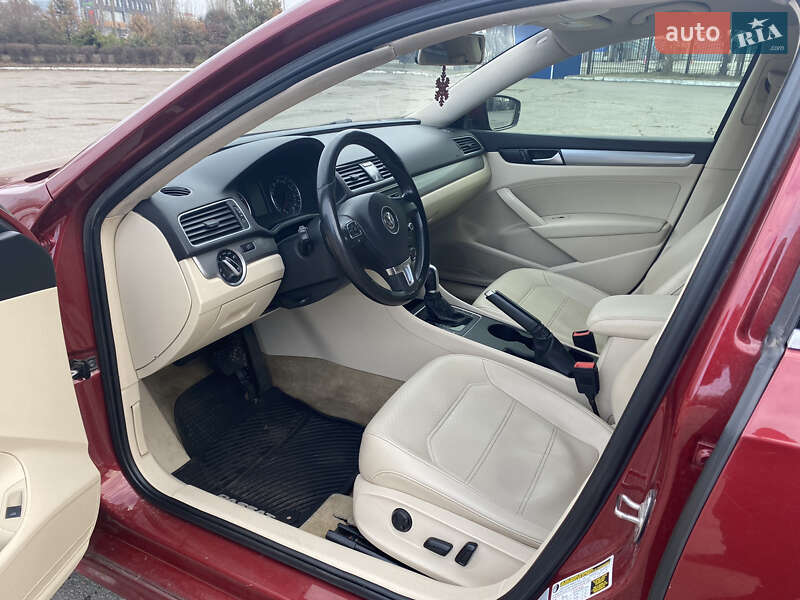 Седан Volkswagen Passat 2015 в Одессе