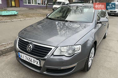 Универсал Volkswagen Passat 2006 в Вишневом