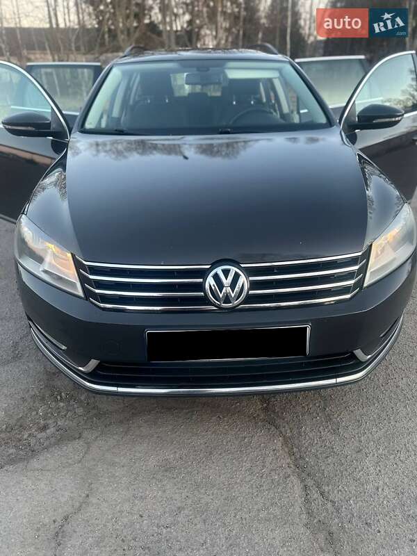 Volkswagen Passat 2011