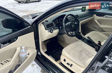 Седан Volkswagen Passat 2014 в 