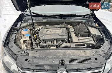 Седан Volkswagen Passat 2014 в 