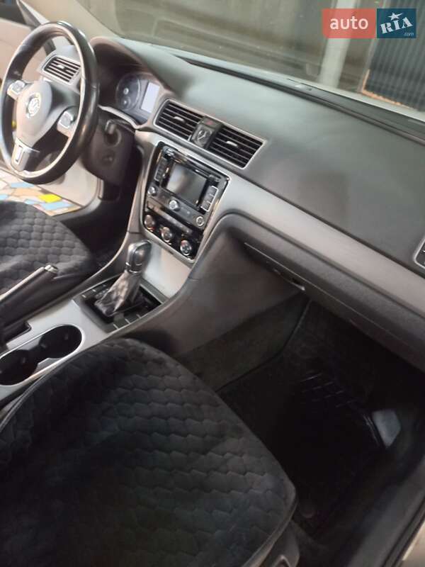 Седан Volkswagen Passat 2014 в Конотопе