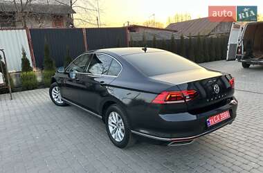 Седан Volkswagen Passat 2020 в Львове