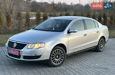 Седан Volkswagen Passat 2005 в Тернополе