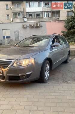 Універсал Volkswagen Passat 2006 в Павлограді