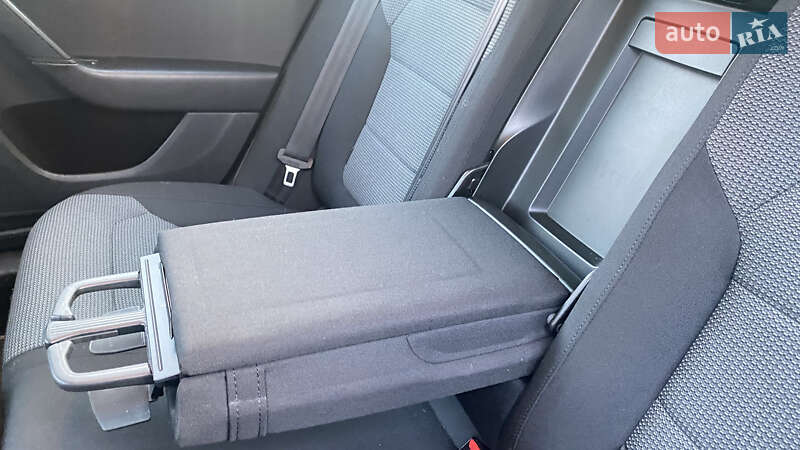 Універсал Volkswagen Passat 2011 в Мукачевому